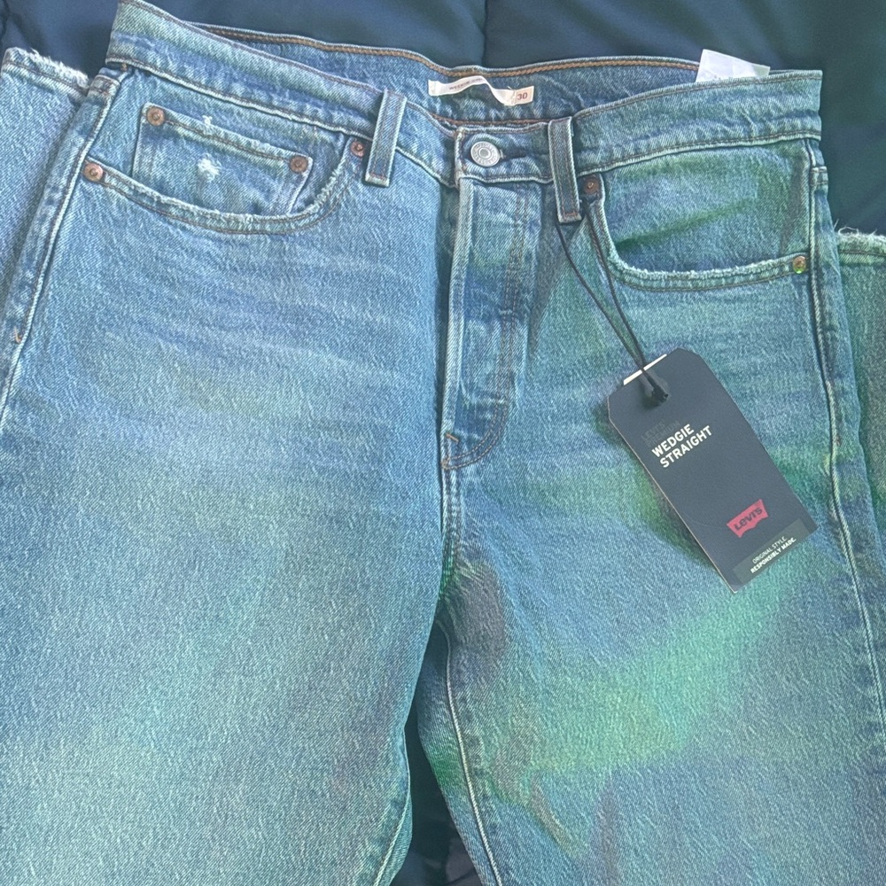 Levi’s women wedgie straight